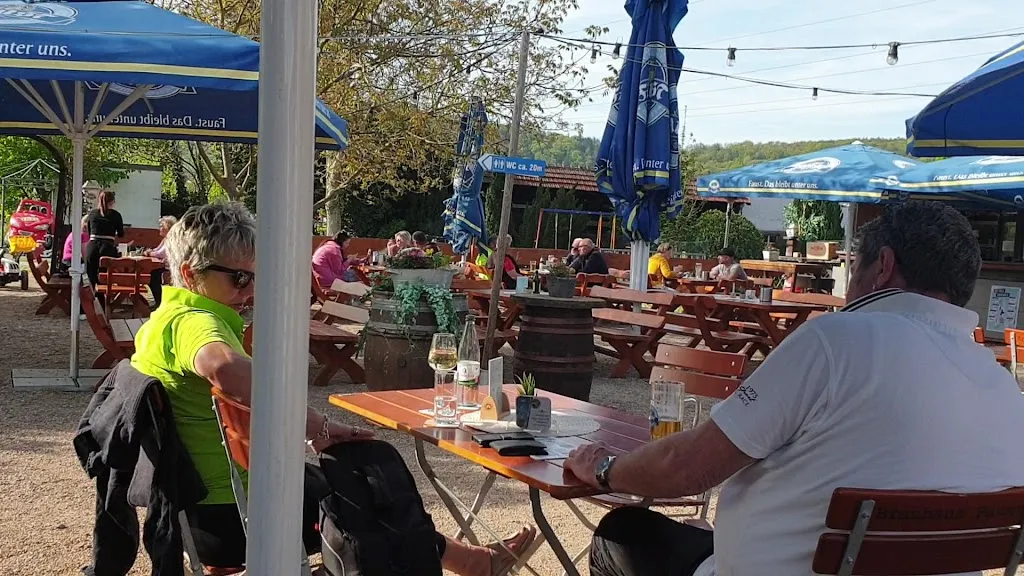 Der Biergarten am Main_Großheubach_slider_image_2