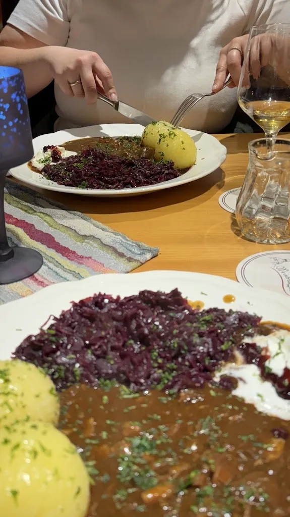 Marc Schikorski_Weinstube Weinträubchen_Harzgerode_reseña