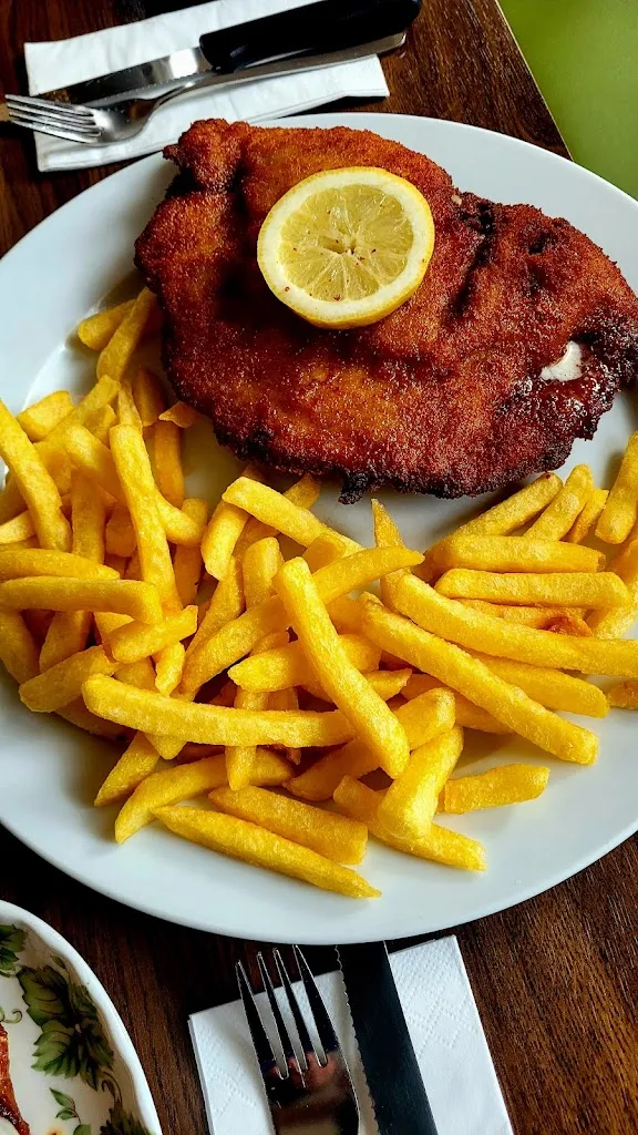 Gaststätte Weinhof Familie Burkhardt_Asperg_slider_image_2