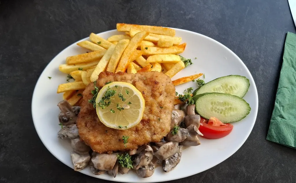 Alexander Todt_Gastro Birnbaumteich_Harzgerode_recensione