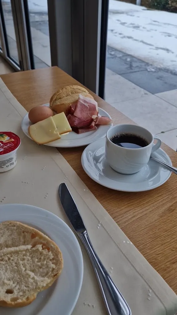 Land-gut-Hotel und Restaurant „Seeblick“ restaurant in Klietz