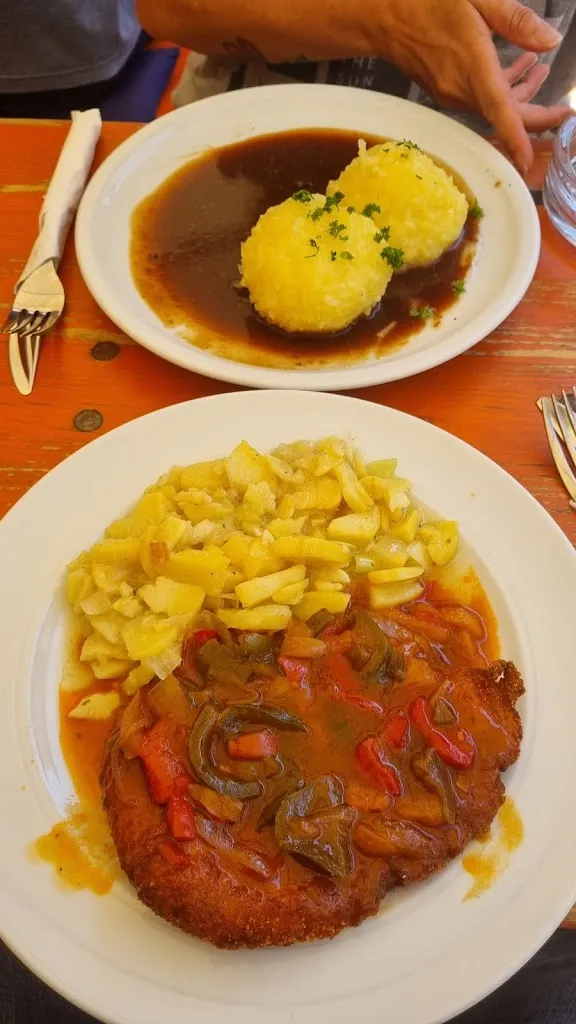 Ralf Köhl_Häckerwirtschaft Familie Gerhard Schmitt_Großheubach_review