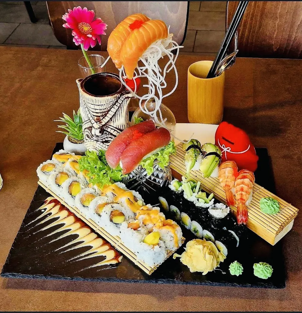 Hanoi - Vietnamse Kitchen & Sushi_(Elster)_slider_image_2