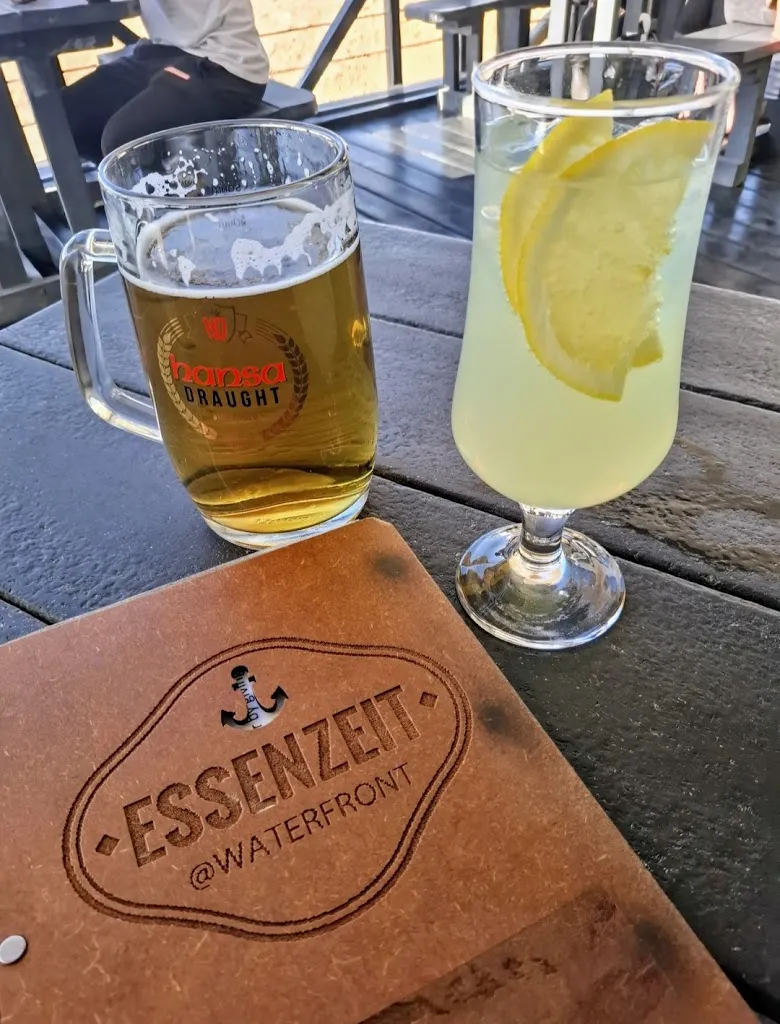 Debbie (Atomic-Chicken)_Essenzeit_Namibia_recensione