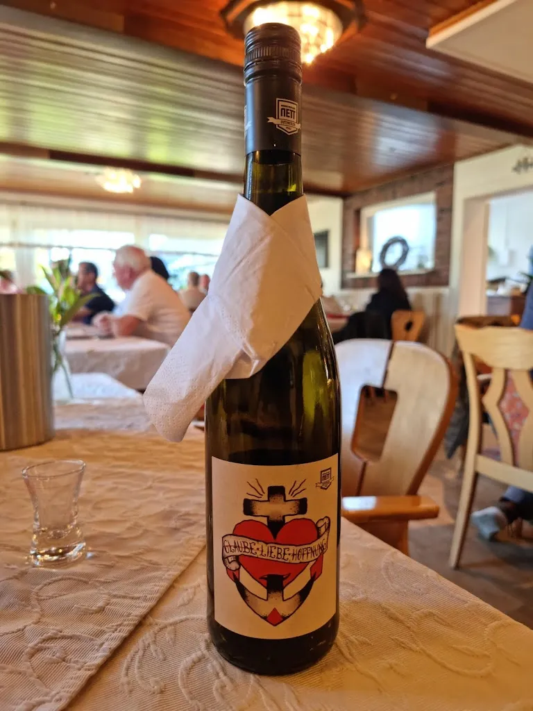 Menü_Hotel & Restaurant Fähr-Cafe Bonsberg_Niesgrau_Bild_8