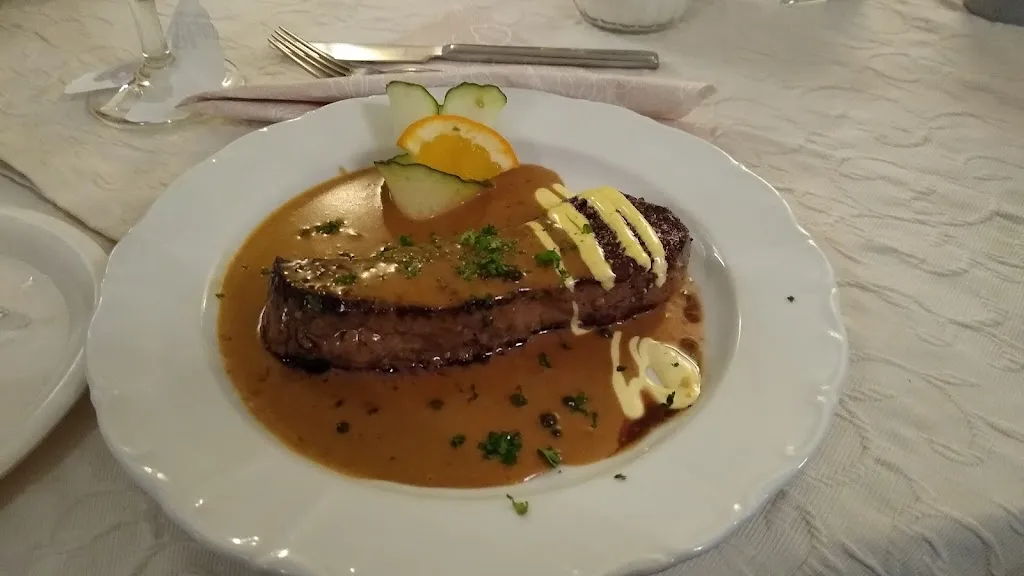 Menü_Hotel & Restaurant Fähr-Cafe Bonsberg_Niesgrau_Bild_9