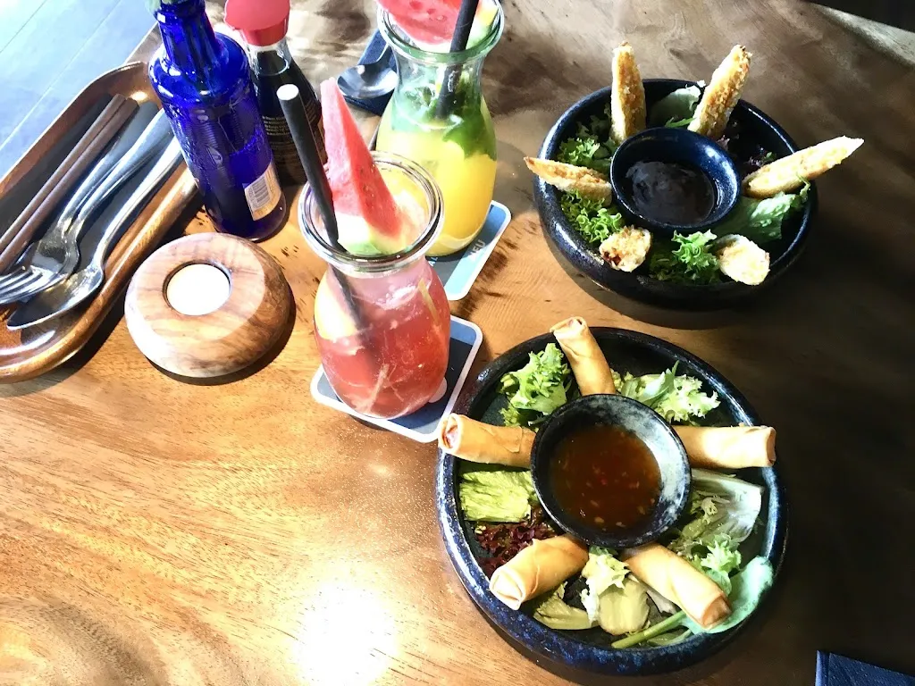 Angela M.H_Buddha Lounge_Kiel_review