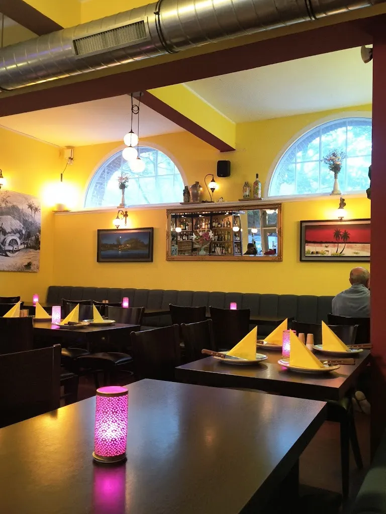 Priyadarshini Jena_Sadhu_Kiel_review