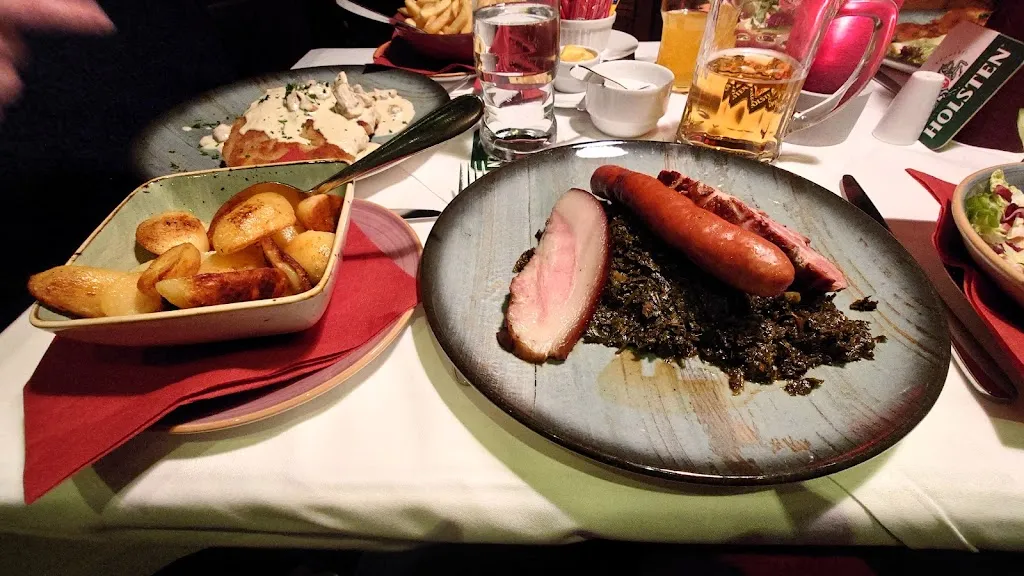 Gaststätte Ratskeller_Kiel_slider_image_3