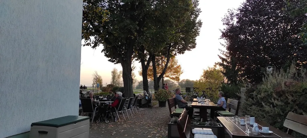 Gaststätte „Zum Schiffchen“ ⛴️ restaurant in Zahna-Elster