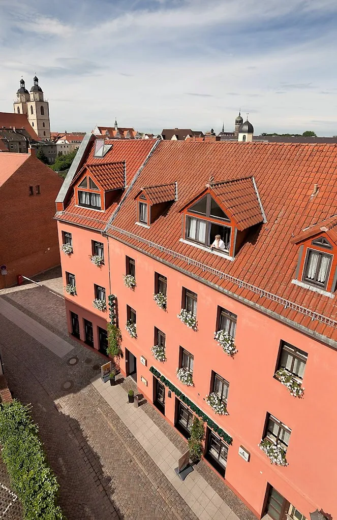 Hotel-Pension Am Schwanenteich restaurant in Wittenberg