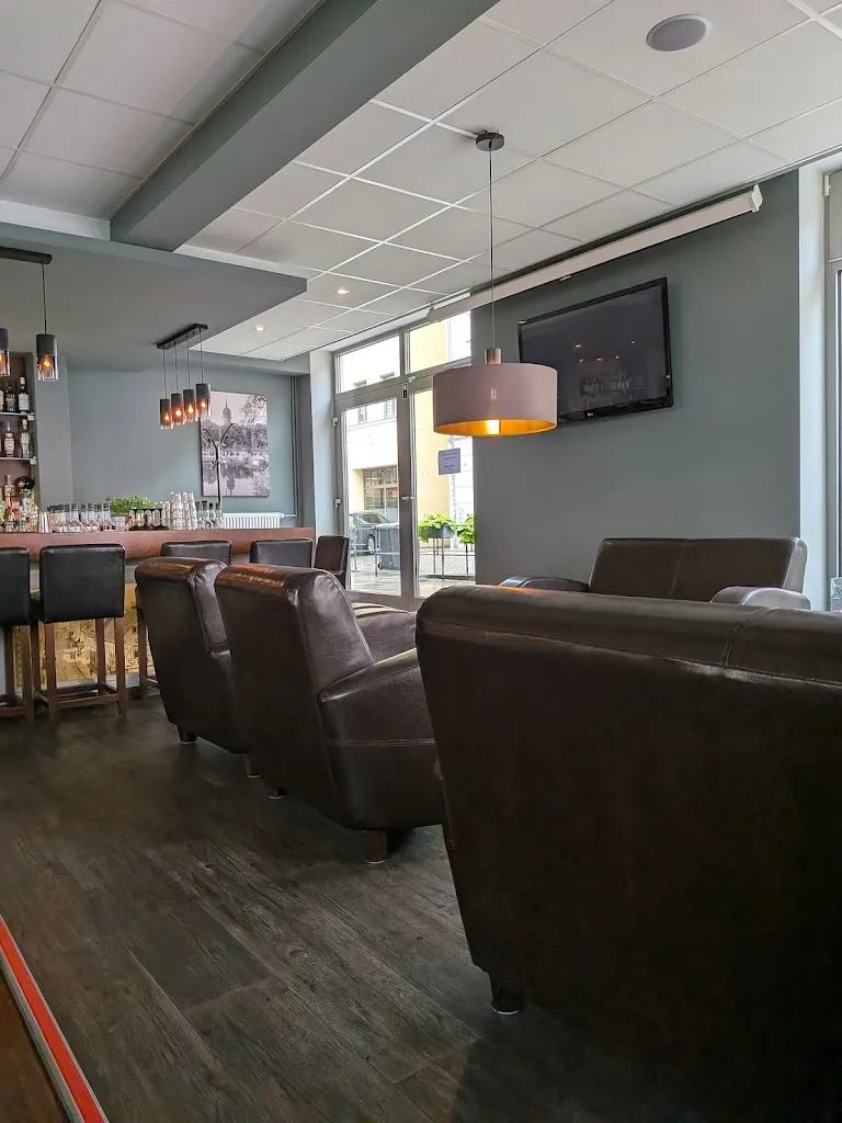 Ike Ichael_Café & Bar Bittersuess GmbH_Wittenberg_review
