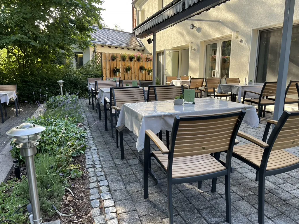 Hotel Grüne Tanne restaurant in Wittenberg