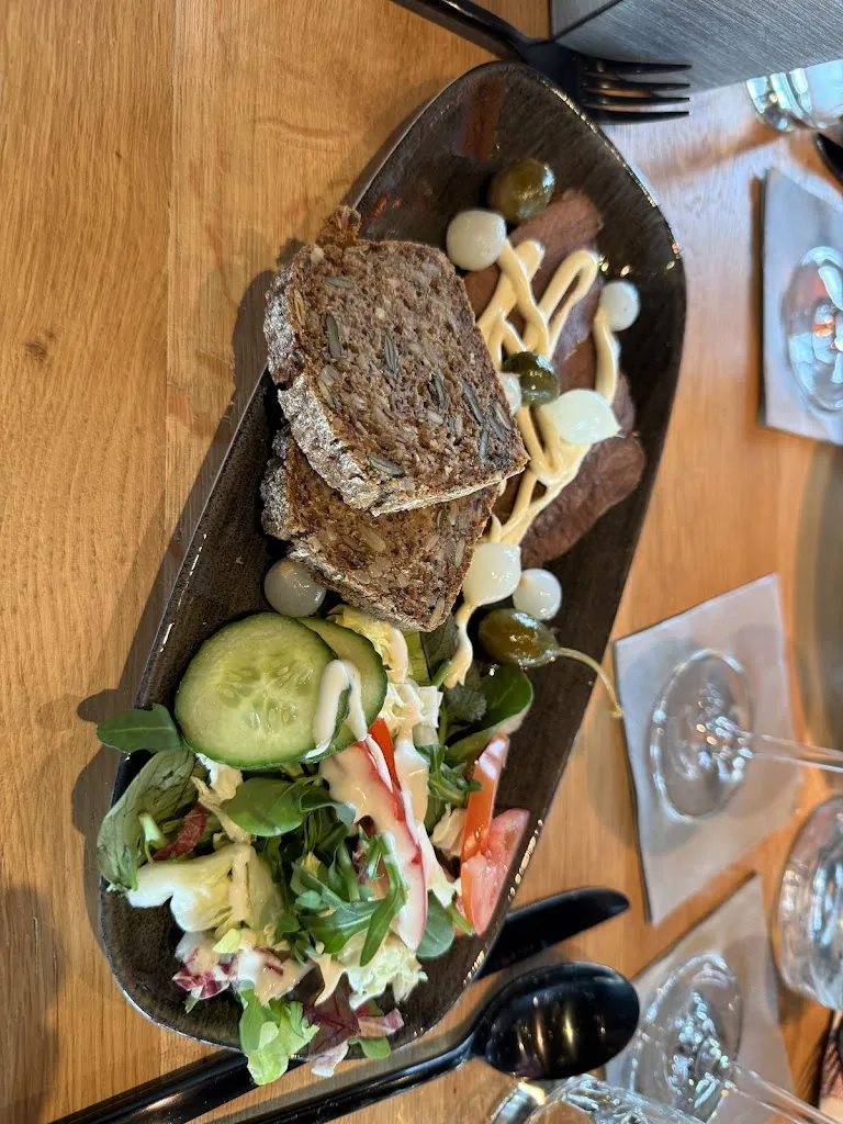 Peter Graf_Restaurant Elbebrücke – Alberts Treibhaus_Oranienbaum-Wörlitz_review