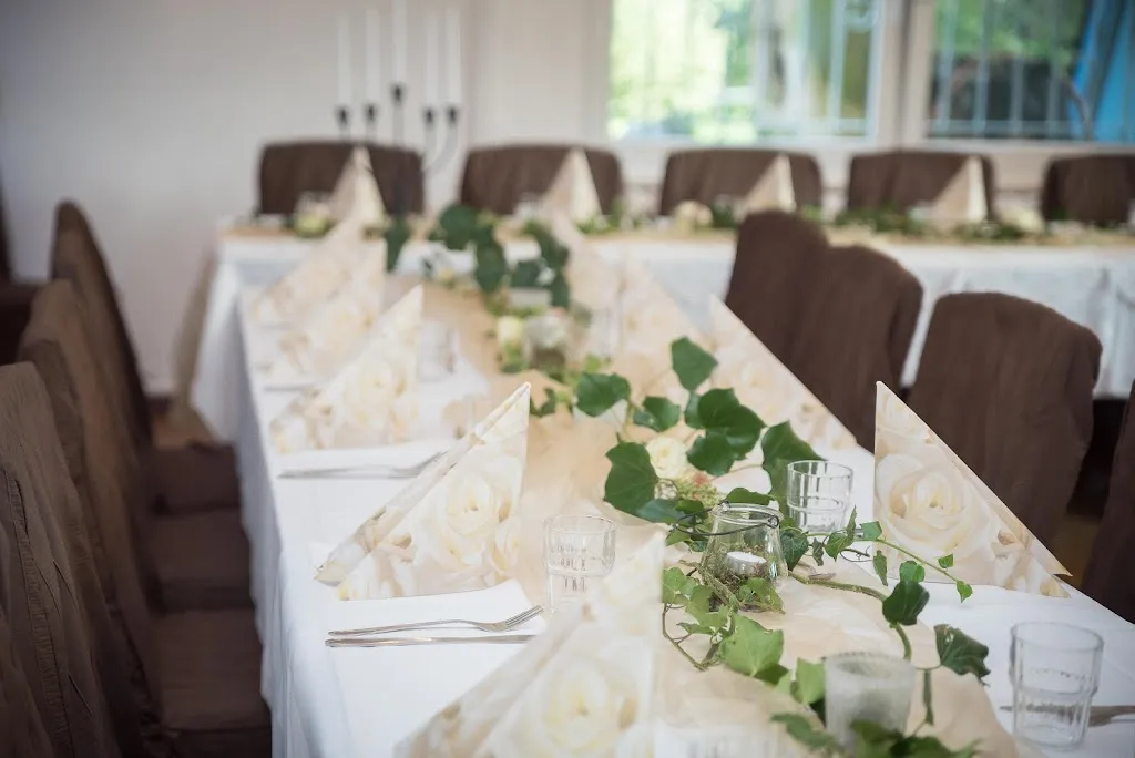 zum Fläminger PLUMPS restaurant in (Anhalt)