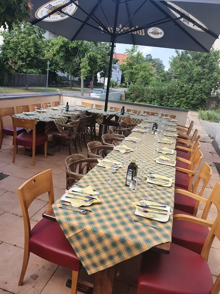 Trattoria Villa Portofino restaurant in Neuendorf