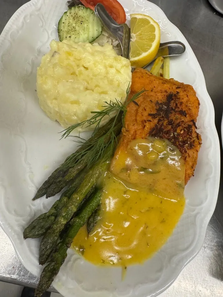 Yvonne A._Gaststätte Zum Schiffchen_(Saale)_review