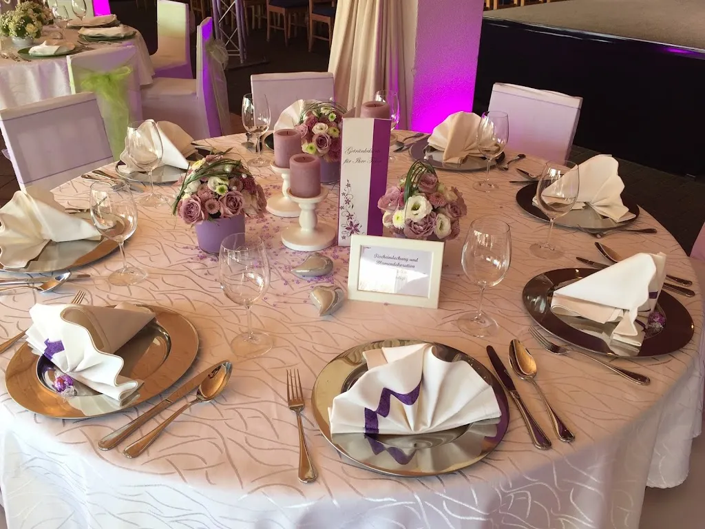 Forellenhof „Paschlewwer Freizeit- & Ferienhof“_Land_slider_image_3