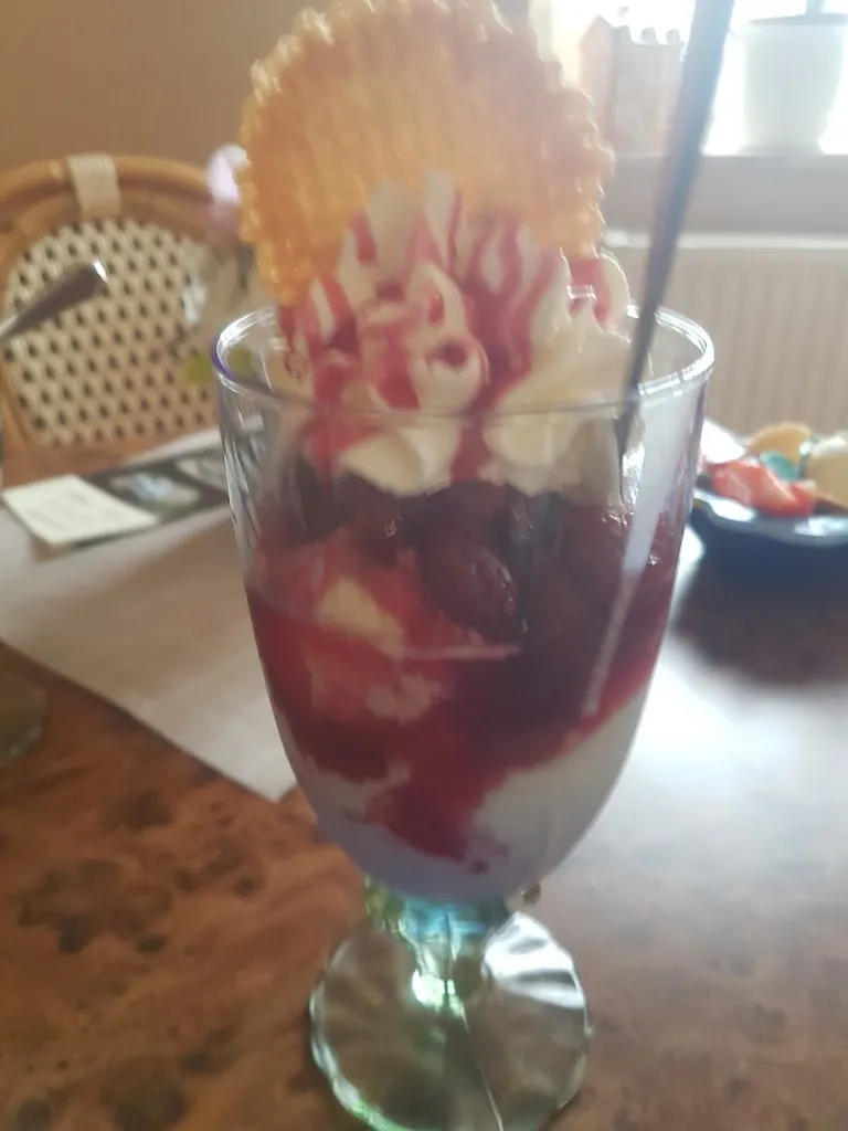 Eiscafe Royal Piesche Sven_Land_slider_image_2