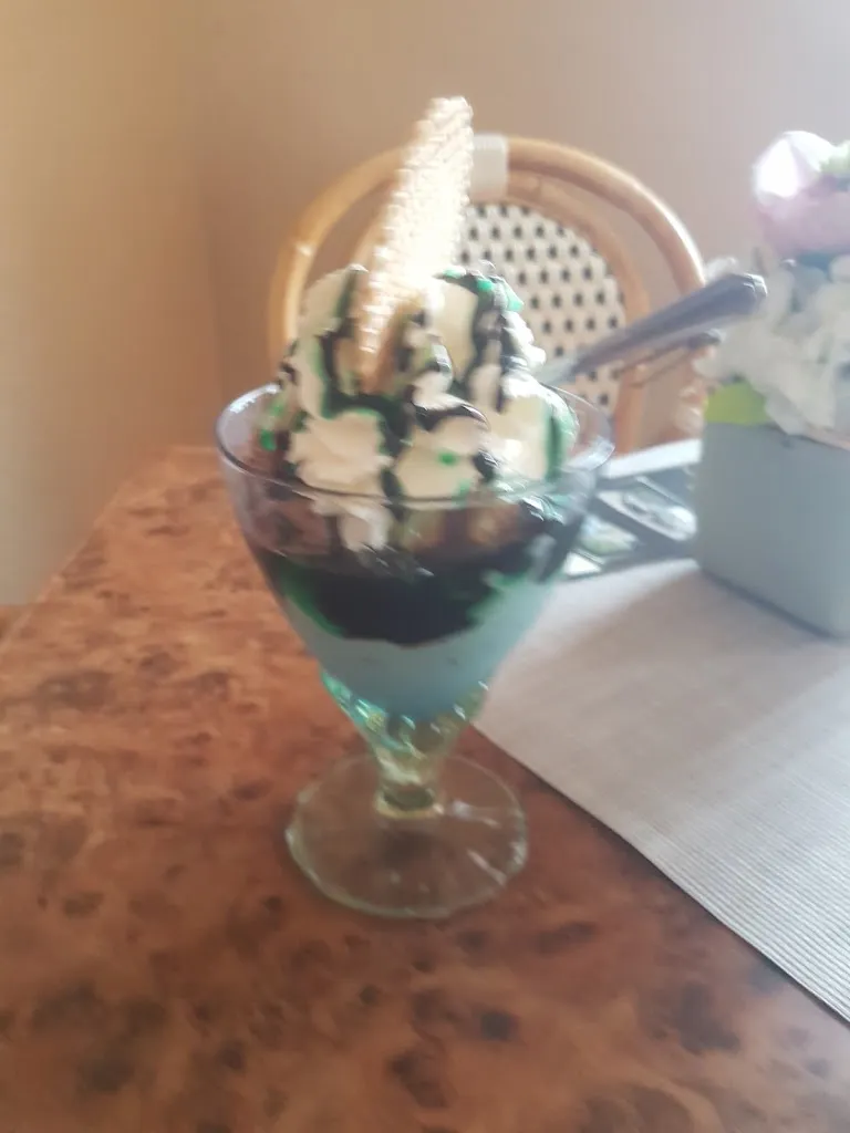 Eiscafe Royal Piesche Sven_Land_slider_image_3