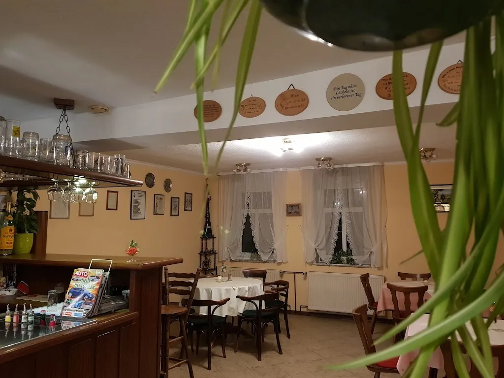 Gaststätte De Dörpsche Krug_(Altmark)_slider_image_1