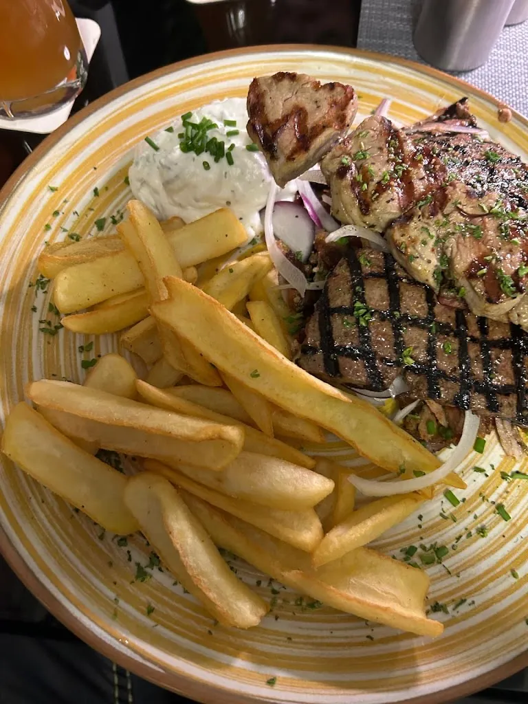 Restaurant Ya mass_(Altmark)_slider_image_3