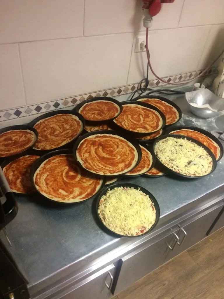 Menu_Pizza Haus_Teuchern_image_9