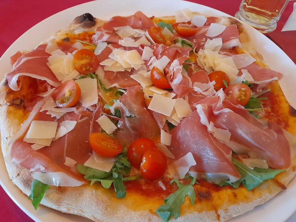 Pizzeria & Eiscafé Da Mateo_Teuchern_slider_image_2