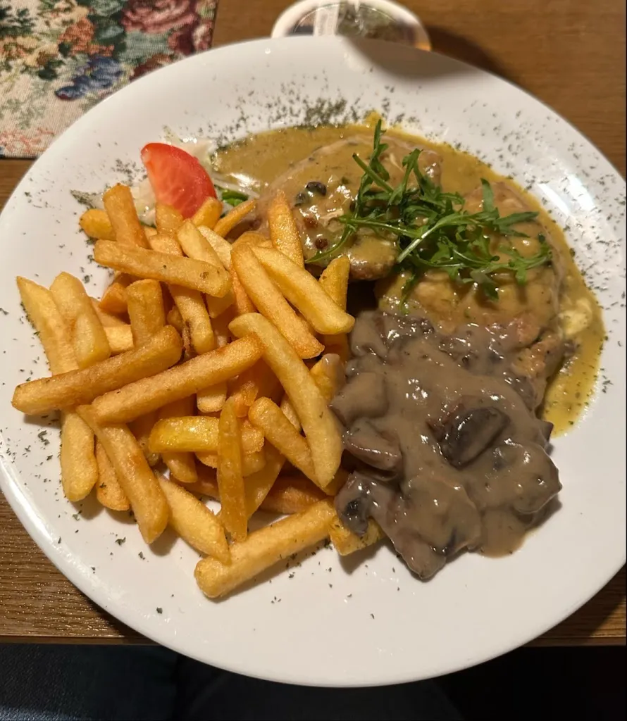 Lisa F_Jägerhütte im Hermannseck_Querfurt_review