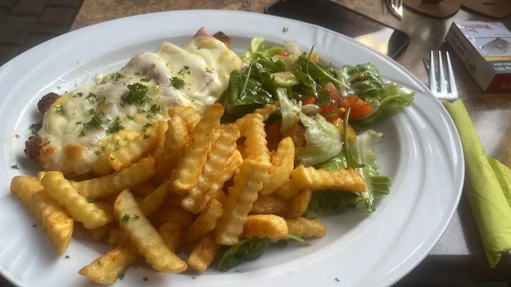 Sabine Schmidt Hausfleischerei Restaurant & Pension_Rogätz_slider_image_2