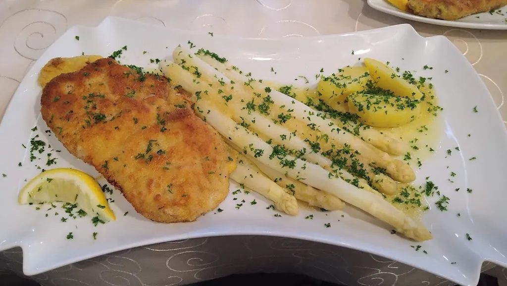 Sabine Schmidt Hausfleischerei Restaurant & Pension_Rogätz_slider_image_3