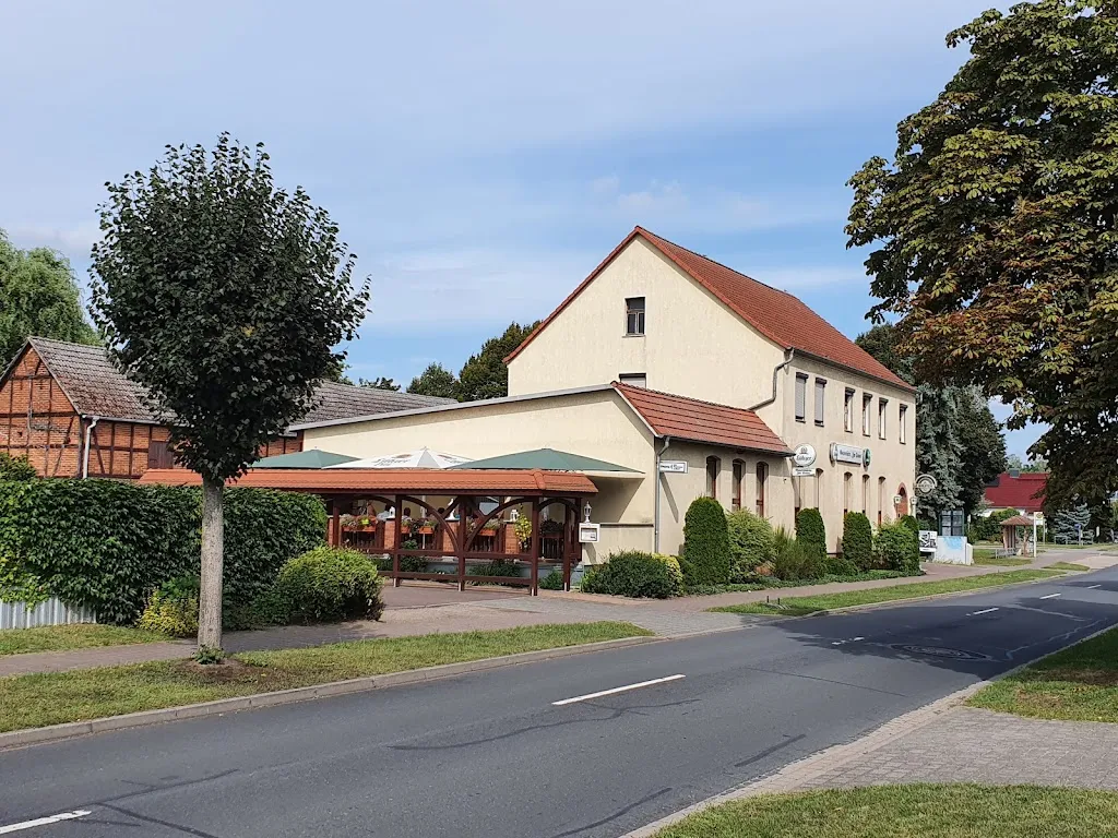 Gaststätte zur Sonne restaurant in Angern