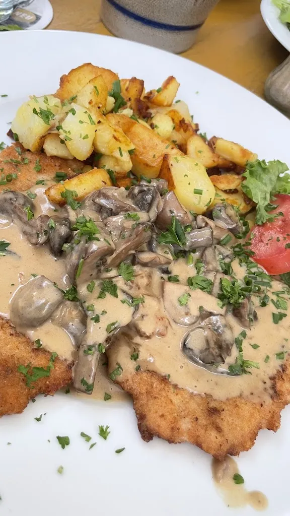 Danny M_Zum Rad_Main_review