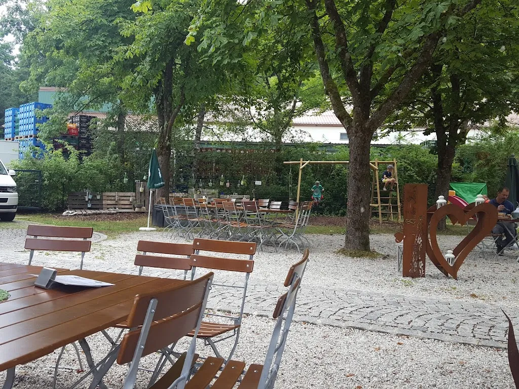 Bräustüberl Biergarten_Grafenau_slider_image_1