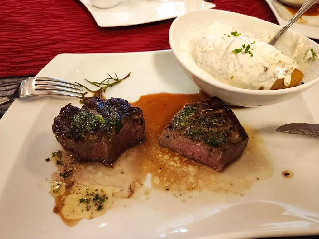 Menu_Steak-Restaurant Leonardo Roth_Roth_image_4