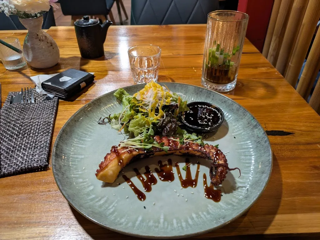 Søren Deko Pedersen_Le Kazoku - Asian Cuisine & Sushi Bar_Roth_review