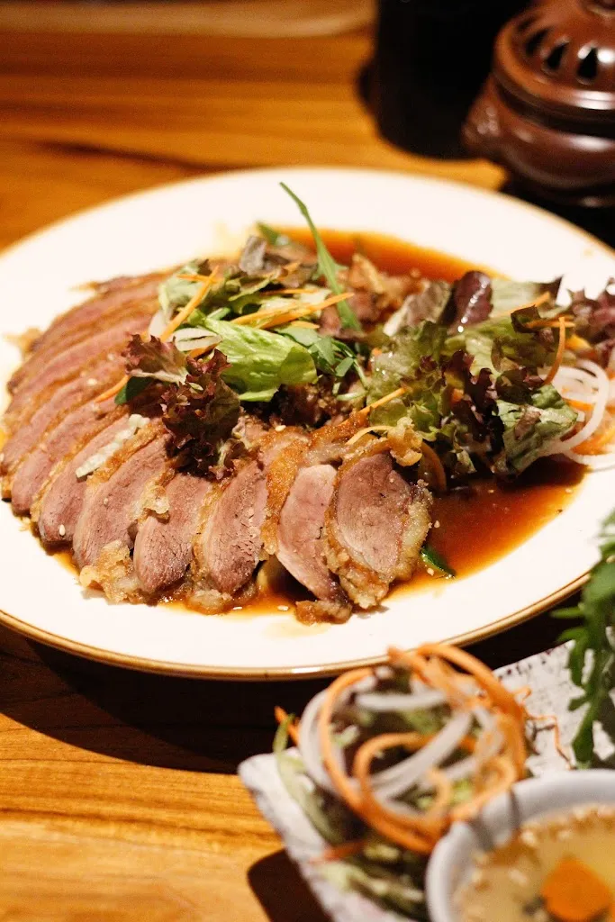 Le Kazoku - Asian Cuisine & Sushi Bar_Roth_slider_image_3