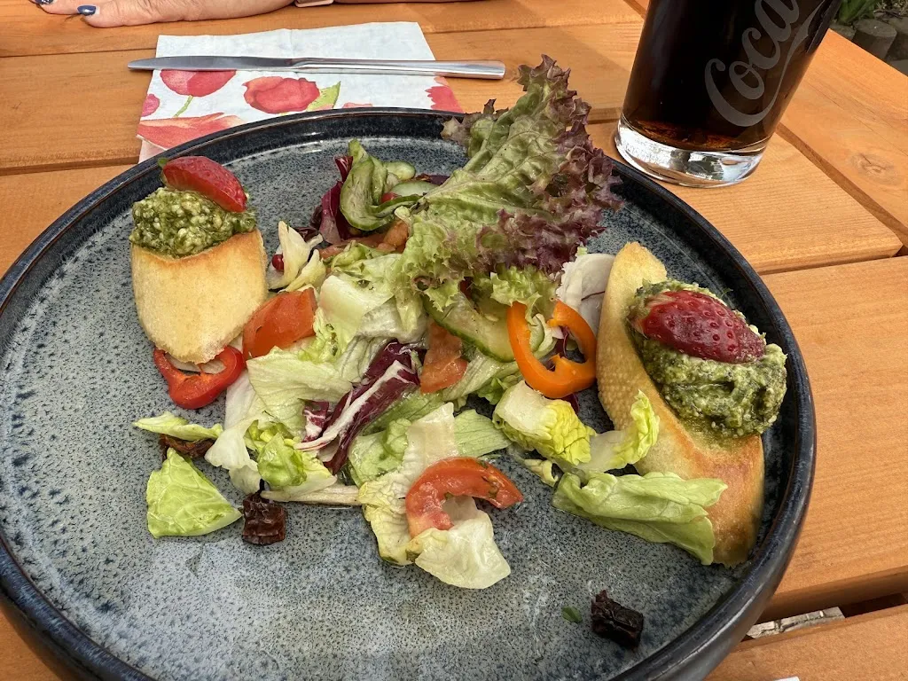 Katja Martinius_Gasthof zum Yachthafen_Salzatal_review