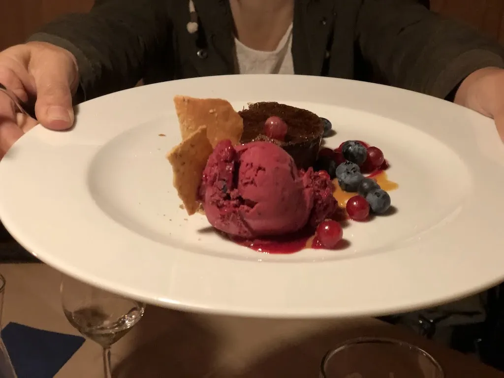 Olga Hanke_Hafner Wirtshaus_Perlesreut_avis