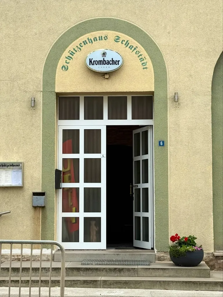 Gaststätte Schützenhaus restaurant in Lauchstädt
