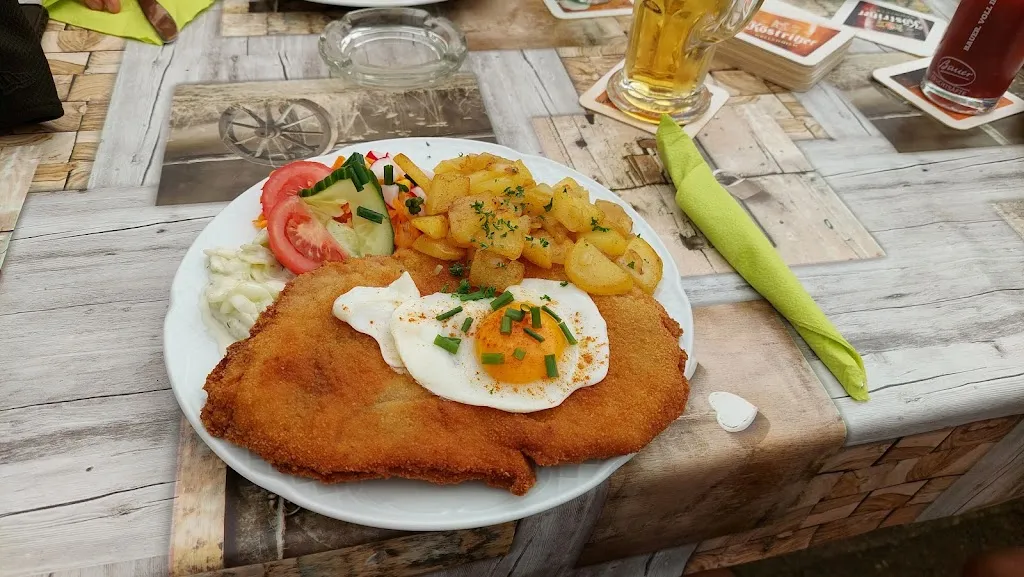 Gaststätte Zur Weintraube restaurant in Weißenfels