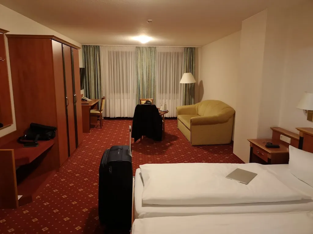 Herr Merlin_Hotel Schwarzer Adler Stendal_Stendal_review