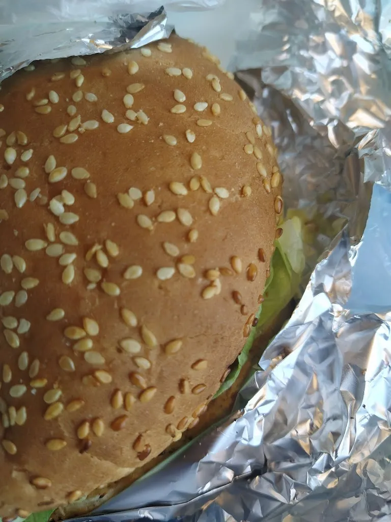 Kajal Puri_Latti's Food House Stendal_Stendal_review