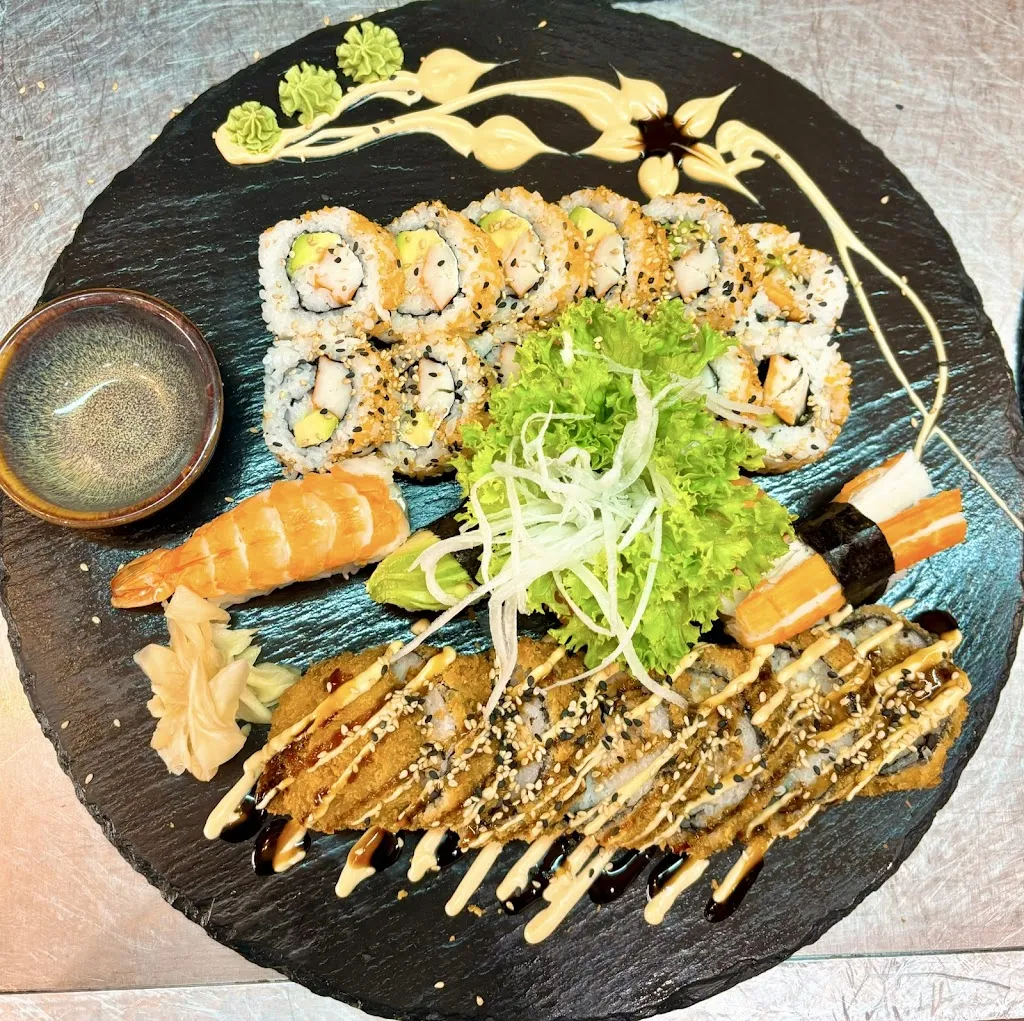 Vietnam Quan_Helmstedt_slider_image_3