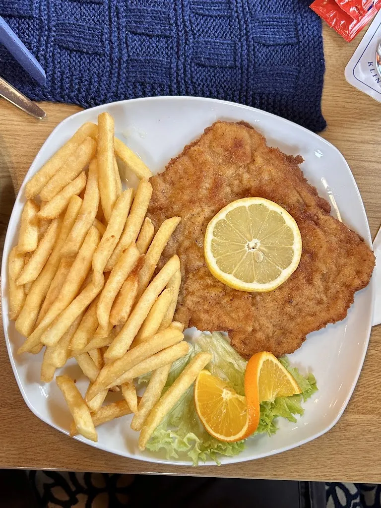 Kaitlyn Marnoch_Gaststätte Bräustuben_Spiegelau_review