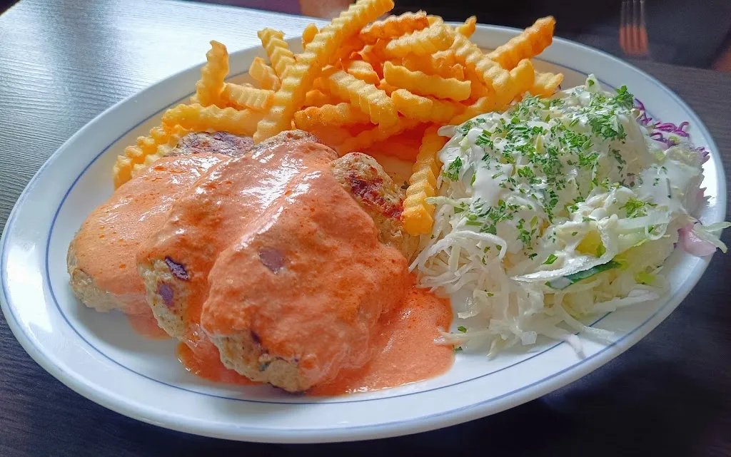 Walter von der Vogelweide_Taverna Imbiss Egeln_Egeln_review