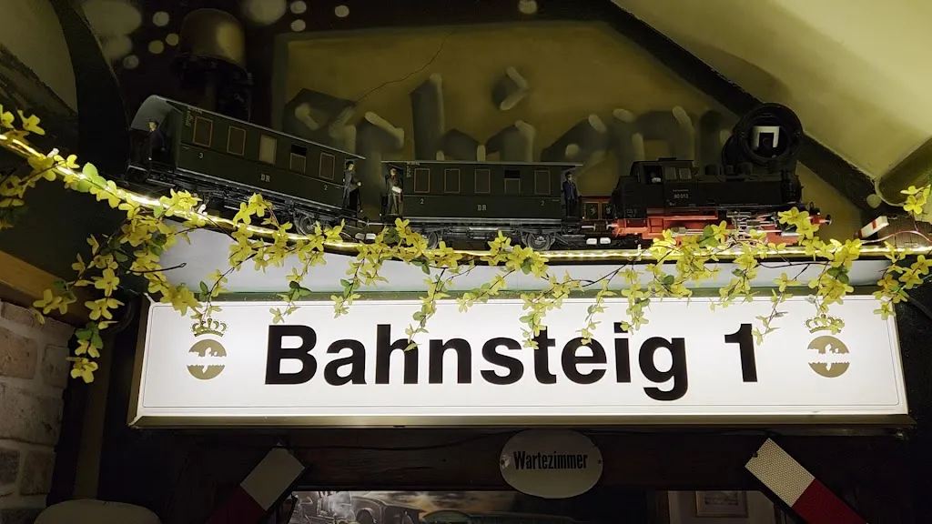 Gaststätte und Pension Zur Schiene - Henry Benz_Merseburg_slider_image_2