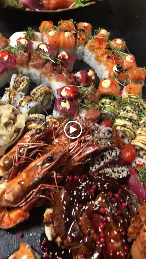 Kazoku Le Zeitz_Zeitz_slider_image_2