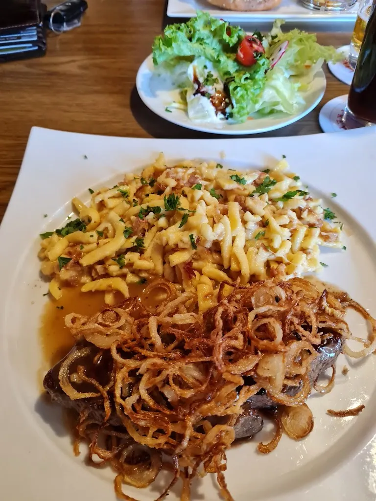 Nadja Kreutz_Gasthaus Fisch_Hohenau_review