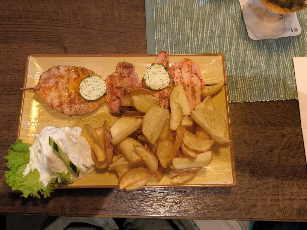 Axel Walantewitsch_Restaurant Syrtaki_Appen_review